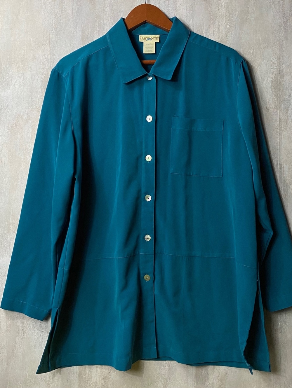 Vintage Style TravelSmith Teal Blue Button Down Shirt Womens L Loose Fit Top